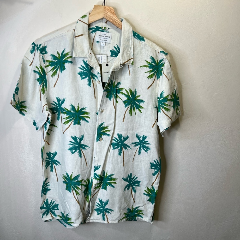 Lucky Brand White and Green Casual Button Down Shirt Size M